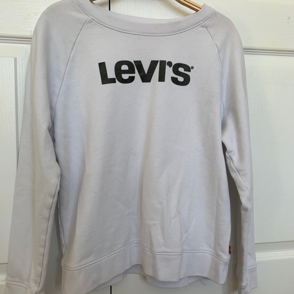 Levi’s Pink Shirt and White Crew - Picture 4 of 7